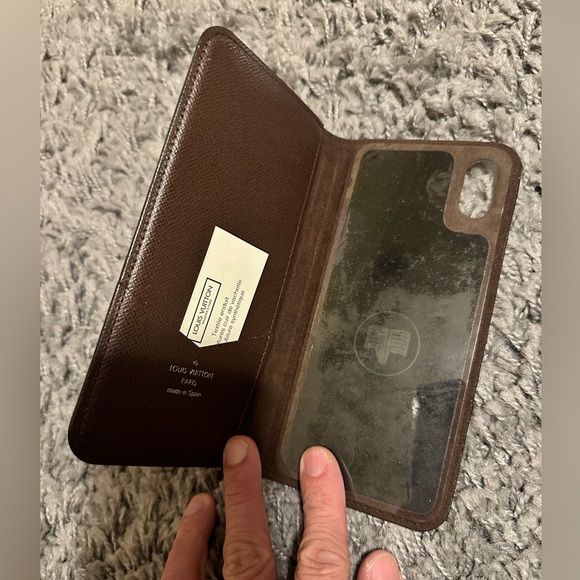 Louis Vuitton iPhone XS Max folio - Picture 3 of 4